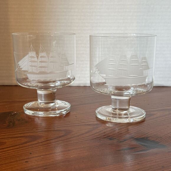 2 Toscany Romania Clipper Ship Etched Crystal Barrel Footed Whiskey Glasses - Picture 4 of 9